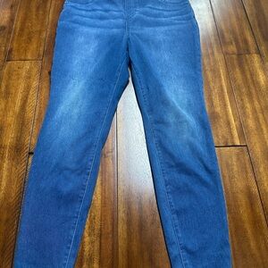 Time and Tru High Rise Blue Jeans